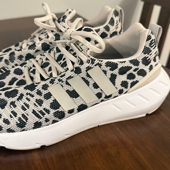 Adidas Leopard Print Sneakers - Picture 2 of 5